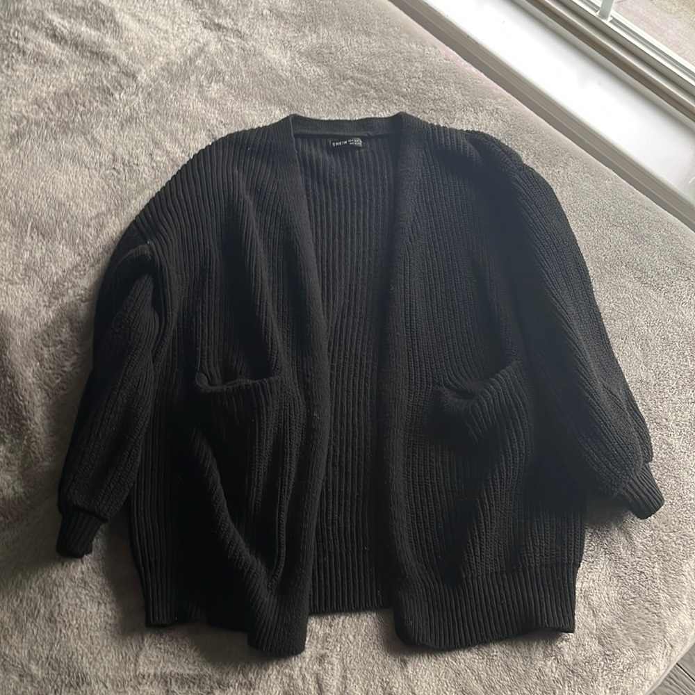 Cardigan knit sweater